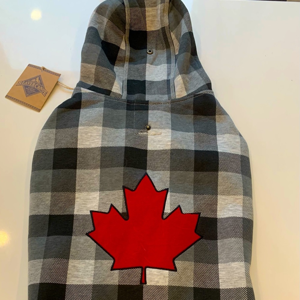 Soft fleece dog coat. Size 2XL fits 43-55 lbs dog. No zipper or snaps, pullover.